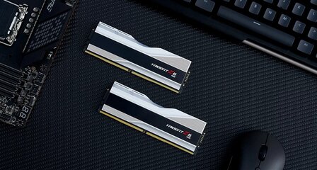 32GB DDR5/7800 CL36 (2x 16GB) G.Skill Trident Z5 RGB